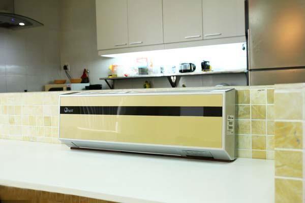 Máy sưởi điều hòa treo tường FujiE CH-2500