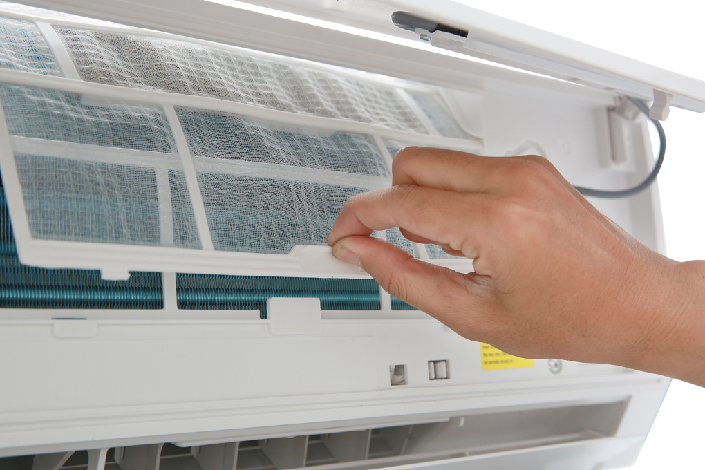 Máy lạnh Gree Inverter 1.5 HP GWC12WA-K3D9B7I