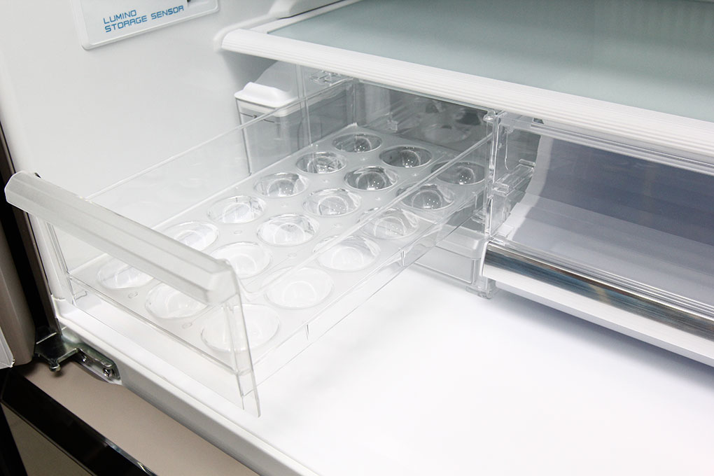 Tủ lạnh Panasonic Inverter 588 lít NR-F610GT-N2