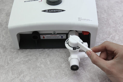 Máy nước nóng Ariston SB35E-VN